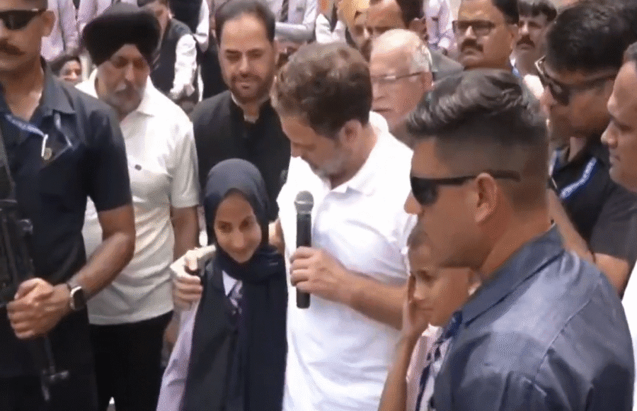 Rahul Gandhi Meets PAK Shelling Victims - Jammu Kashmir Visit | NationalBreaking.com