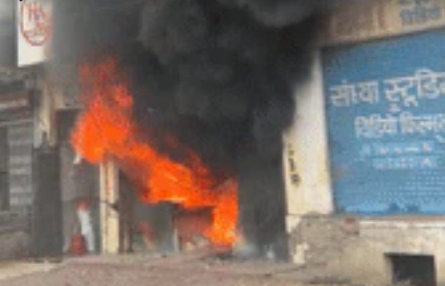 Ajmer godown fire near school, fire brigade controls blaze near PNB Bank
