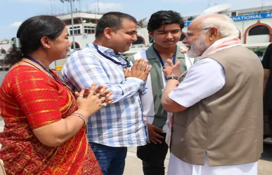 vaibhav suryavanshi meets pm modi