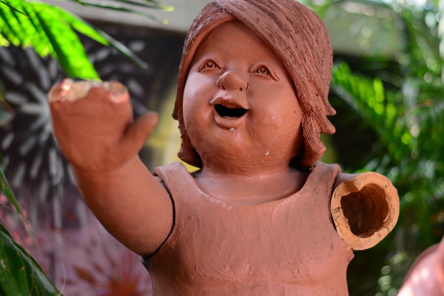 Broken statue That Bring Bad Luck at Entrance